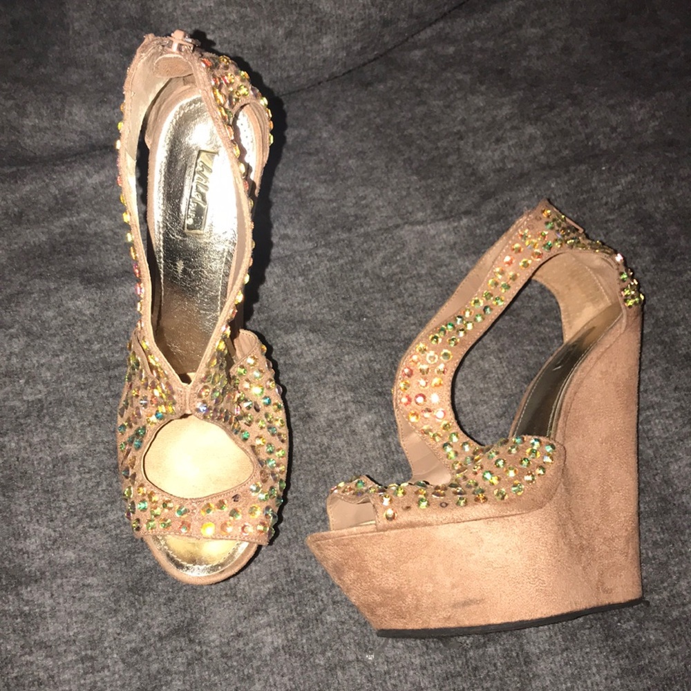 Bling Taupe Wedge